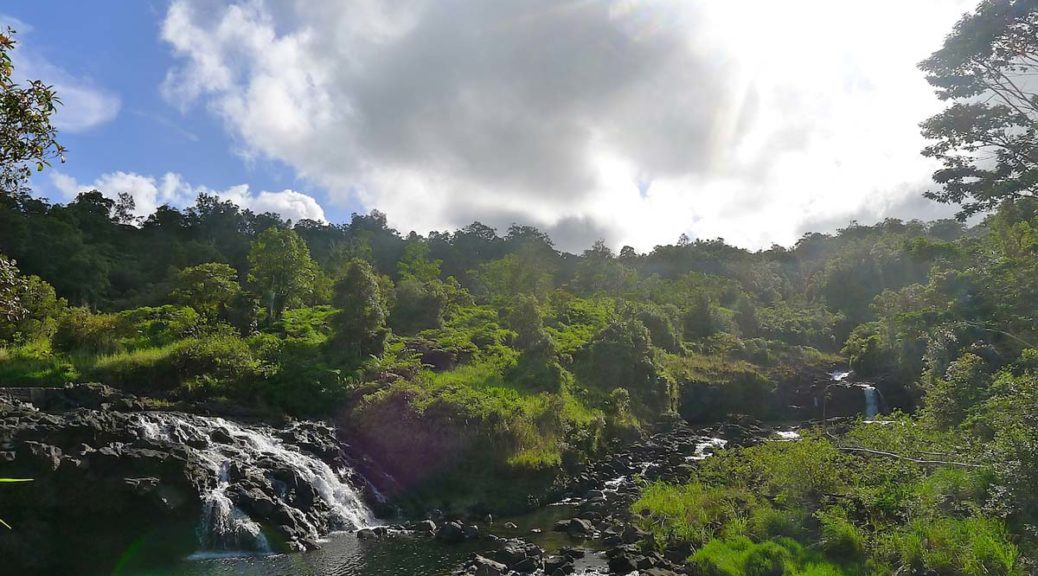 Waterfalls close to Hilo