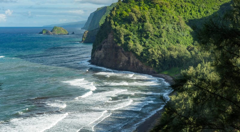 pololu valley overlook