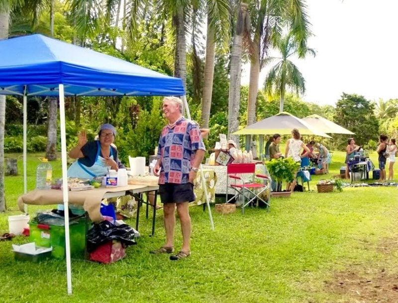 hakalau farmers market, big island, hawaii