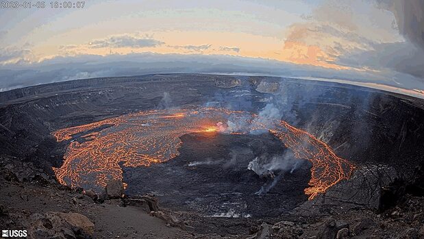 The Kilauea summit eruption resumes!