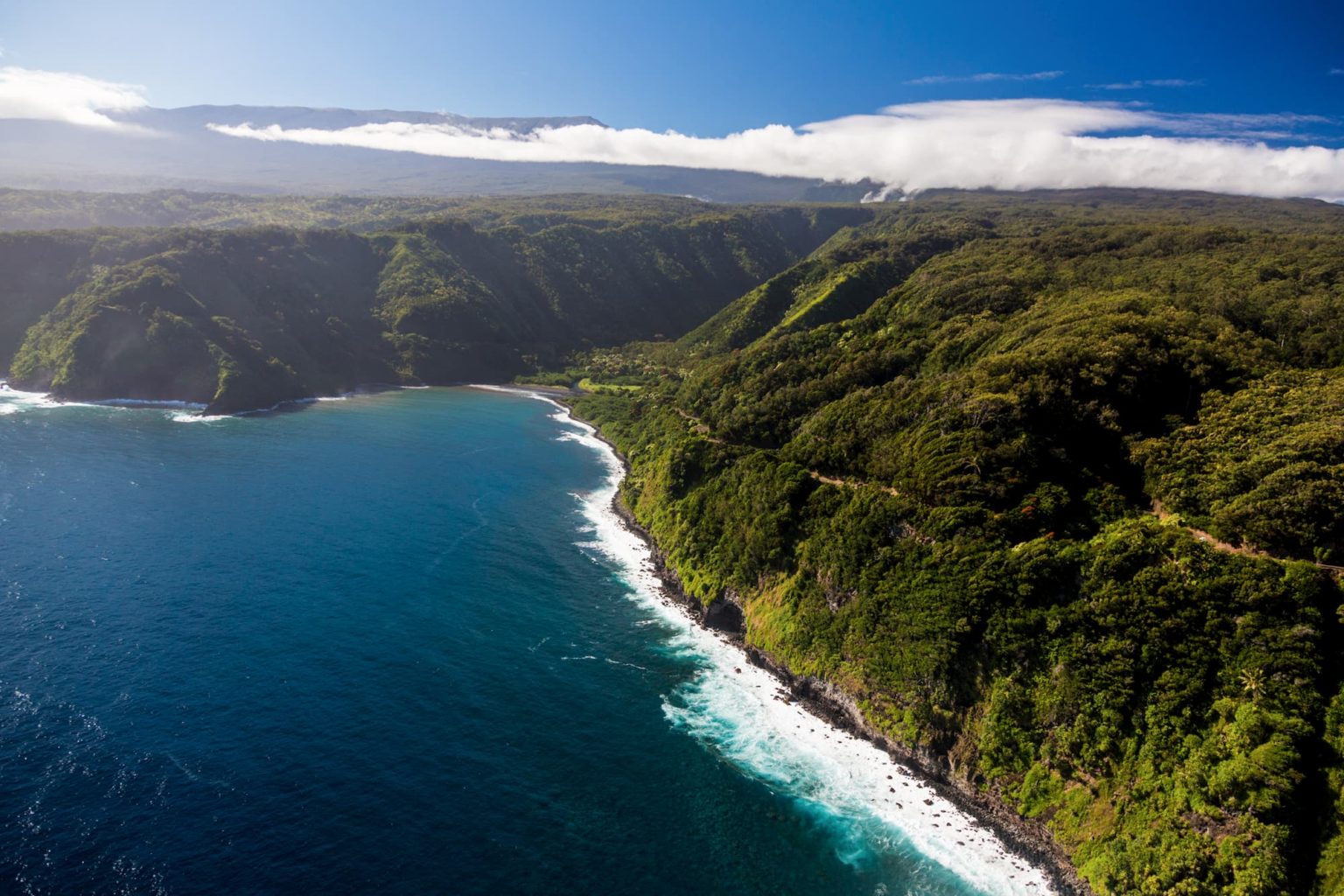 Road to Hana (Maui) DIY Planning Guide with Popular sights, stops,