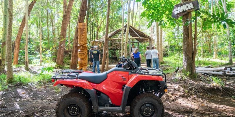 Aloha Adventure Farms ATV tour: stop at Samoa station