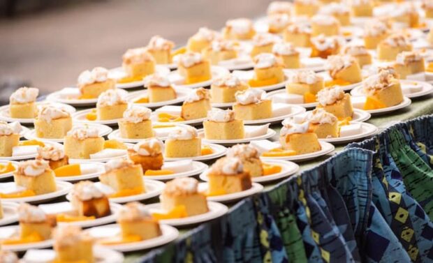 Coconut cakes at the Royal Kona Luau buffet