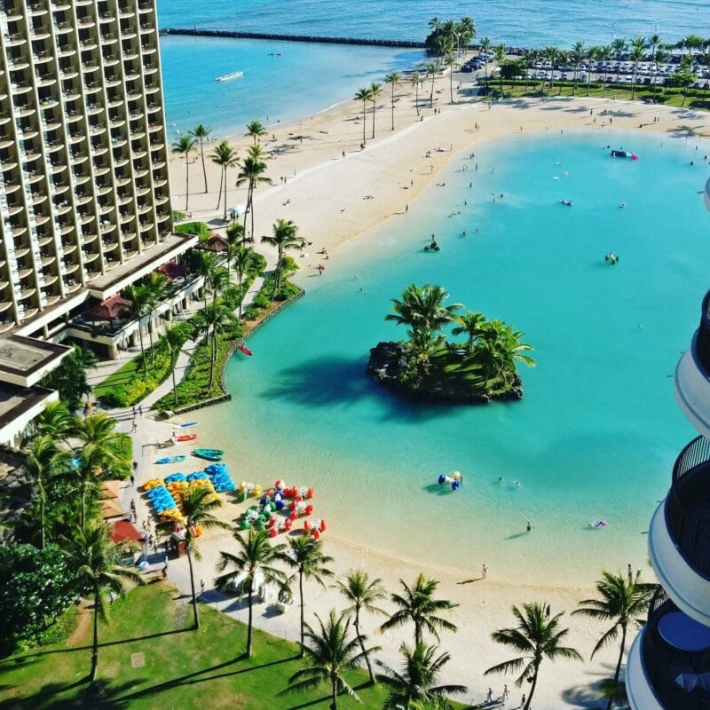 The Hilton Lagoon in Waikiki on Oʻahu