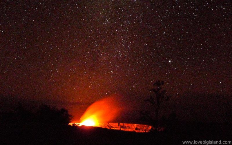 The glow from the Halema’uma’u crater