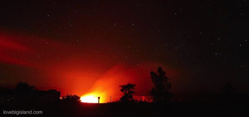 Glow above the halema'uma'u crater in the Hawaii Volcanoes National Park