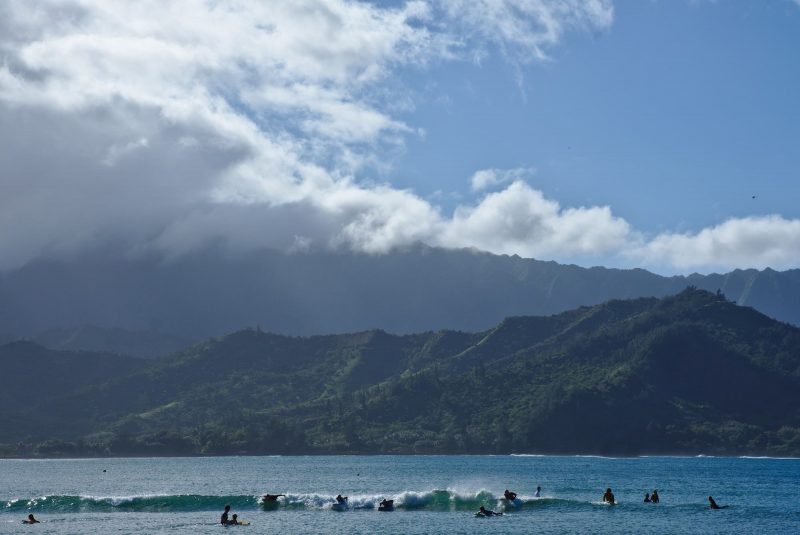 People surfing Hanalei Bay (Kauaʻi)