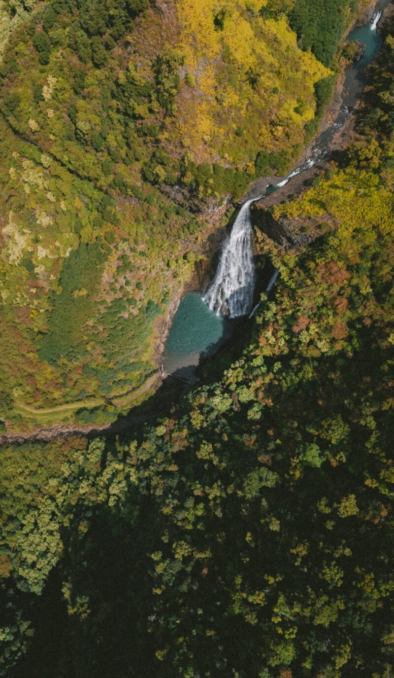 Manawaiopuna Falls (a.k.a. Jurassic Falls) as seen from a helicopter