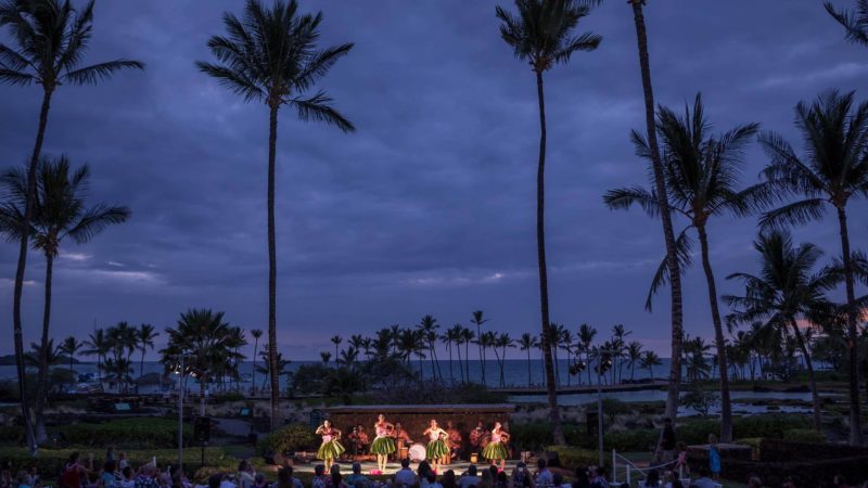 sunset luau on Hawaii