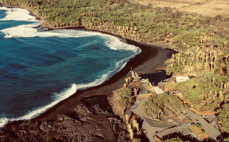 pohoiki black sand beach, pohoiki boat ramp, lerz eruption, black sand beach, big island