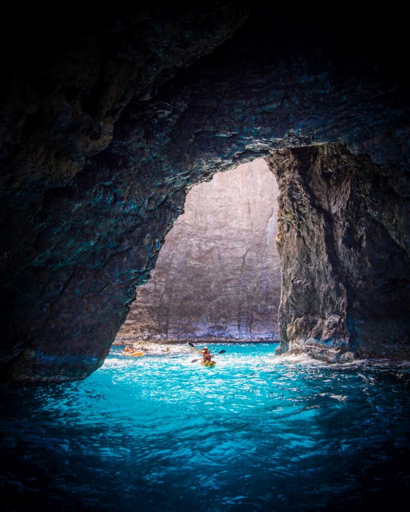 kayak in Pukalani (the Open Ceiling Cave) on Kauaʻi