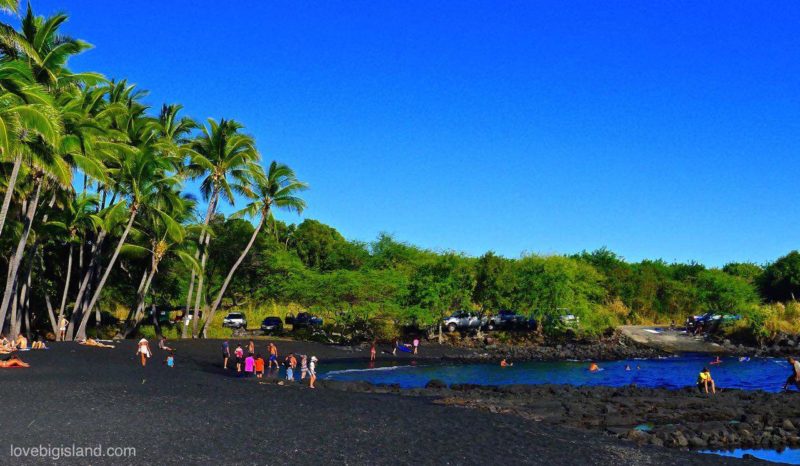 The best place for swimming it at the protected cove at the north-eastern side of the beach