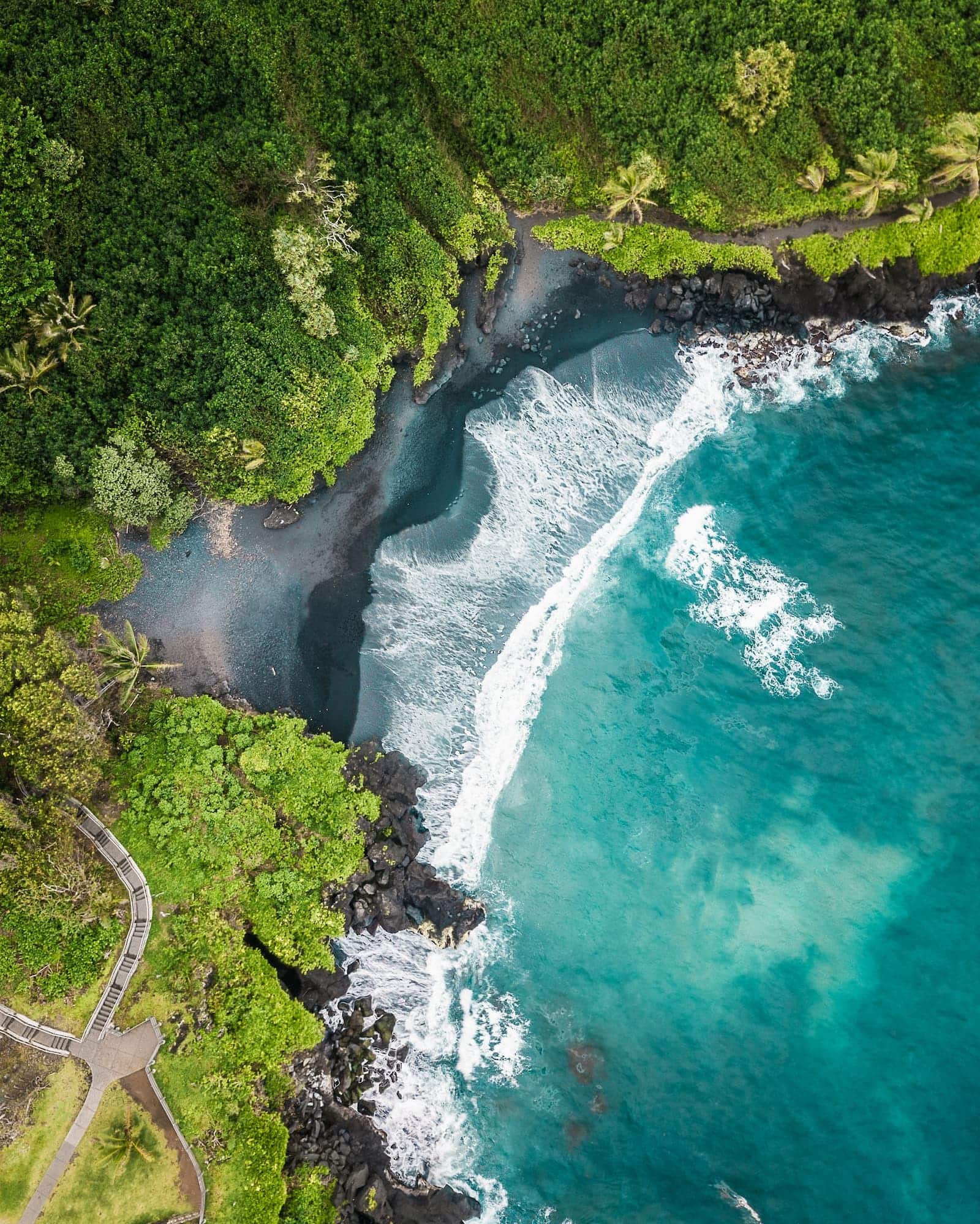 The 7 Best Black Sand Beaches in Hawaiʻi