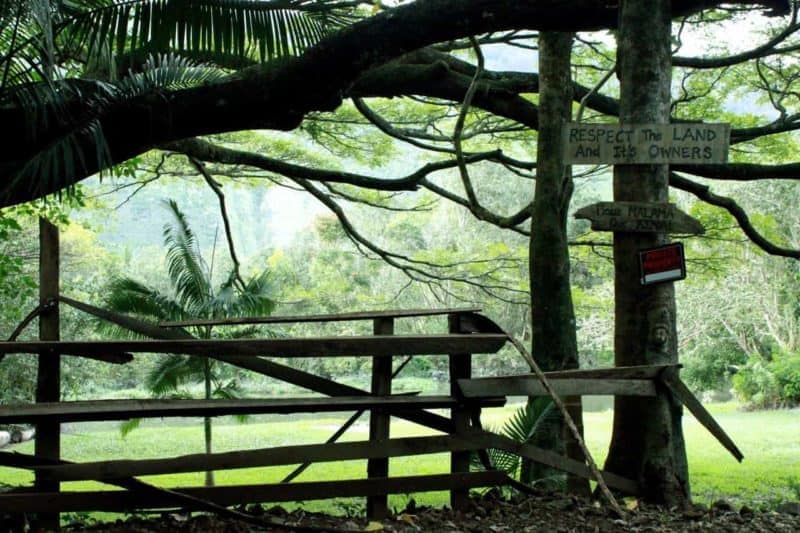 private property sign in Waipi'o valley (Big Island)